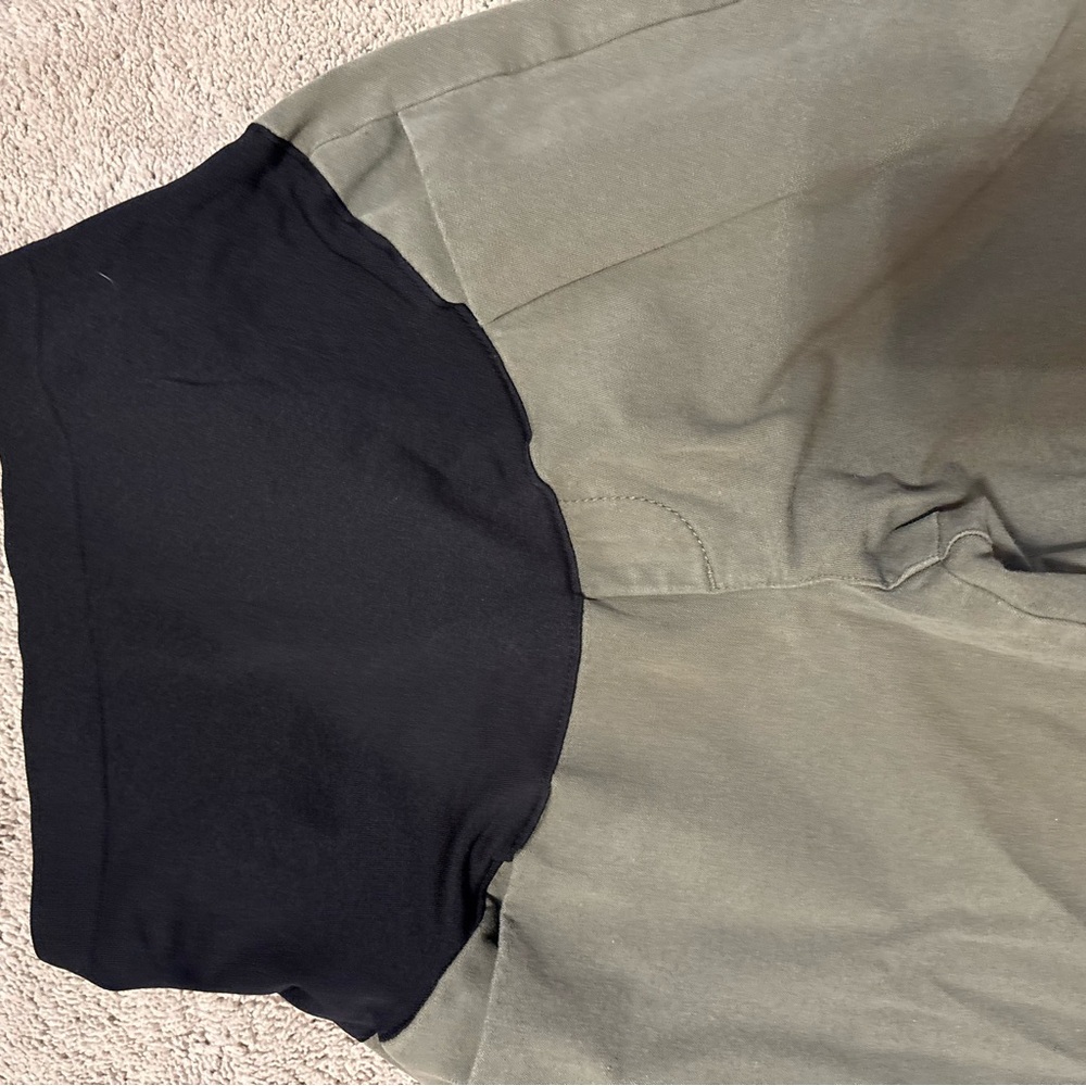 Old Navy Olive Pixie Maternity Pants - image 2